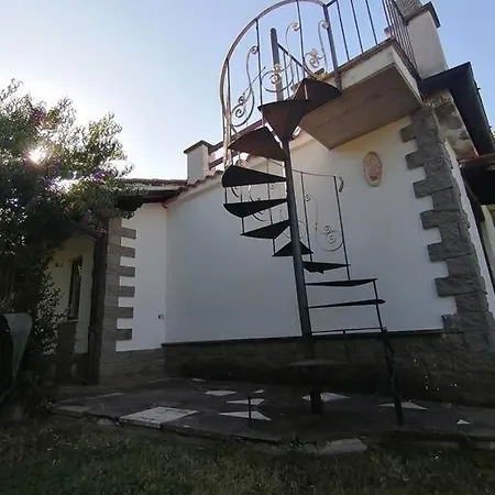 La Casetta Di Elena Holiday home